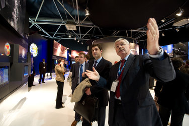 Shane Sutherland and Karlheinz Kreuzberg visit the ESA pavilion