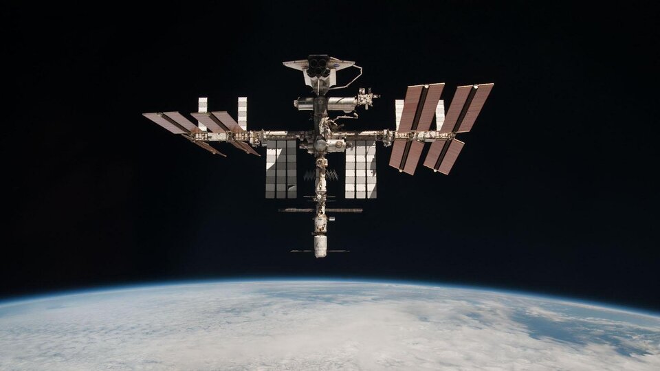 Snímek Mezinárodní kosmické stanice, který při svém posledním odletu pořídil Paolo Nespoli