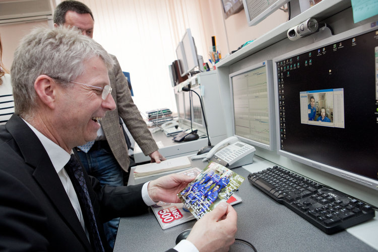 Thomas Reiter in video call with Mars500