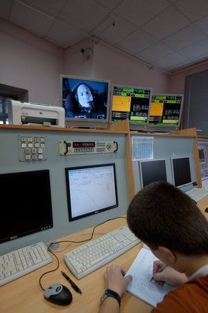 André Kuipers during a centrifuge training session