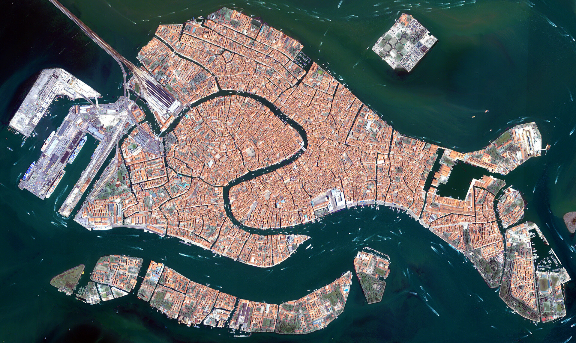 Venezia vista dal satellite Ikonos-2