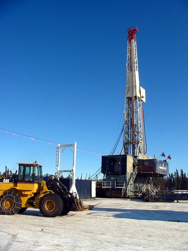 Oil drilling rig