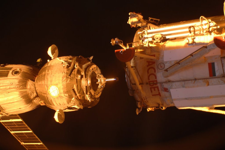 Soyuz TMA-03M docking with the ISS