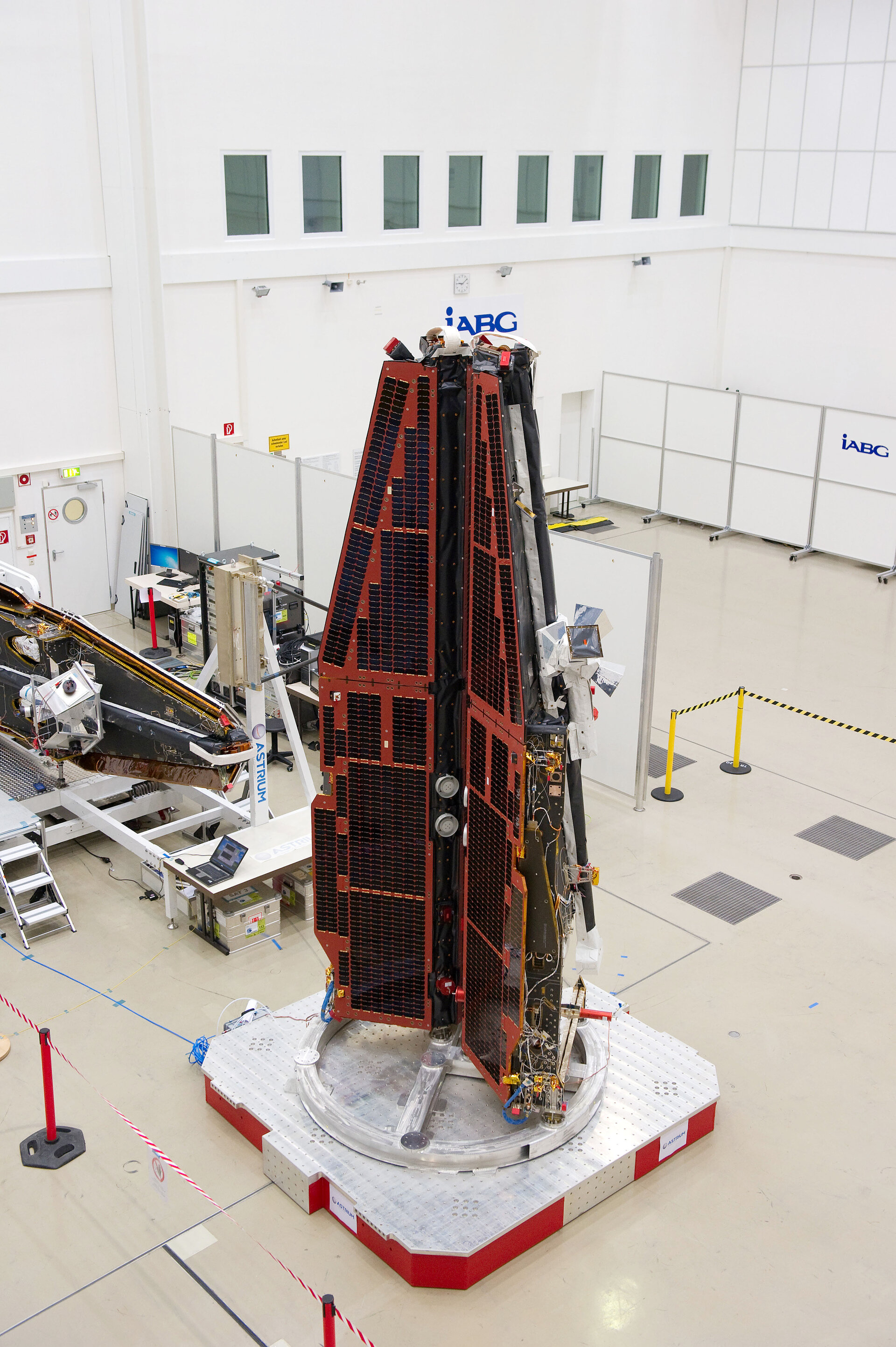 Swarm constellation in IABG cleanroom