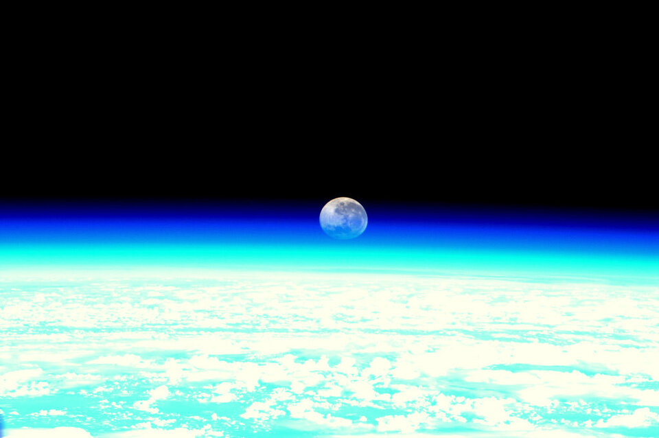 Mond gesehen von Astronaut Kuipers auf der ISS