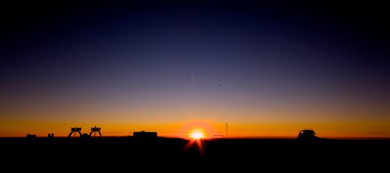 Concordia base sunset