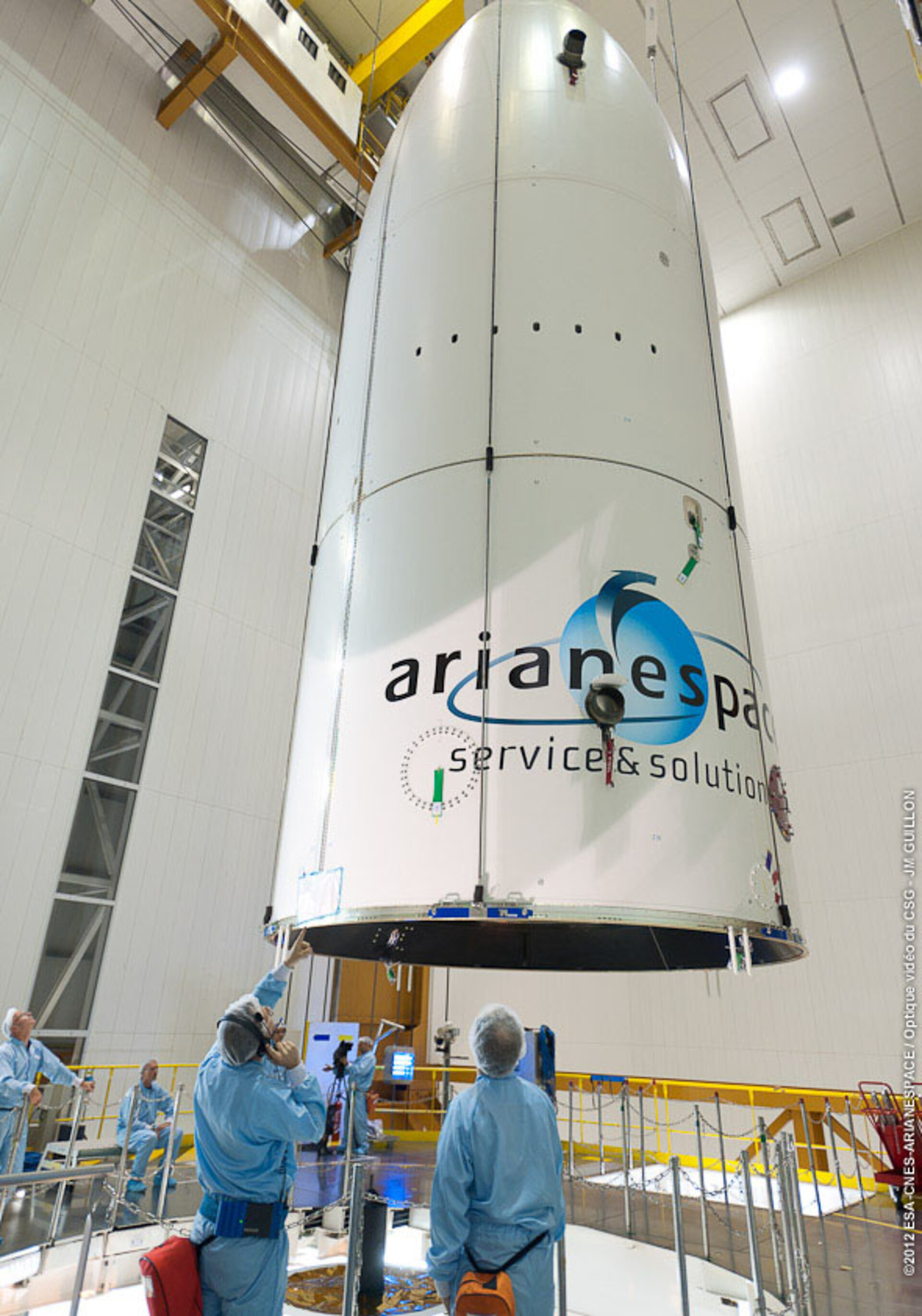 Ariane 5 fairing hoisted for MSG-3 encapsulation