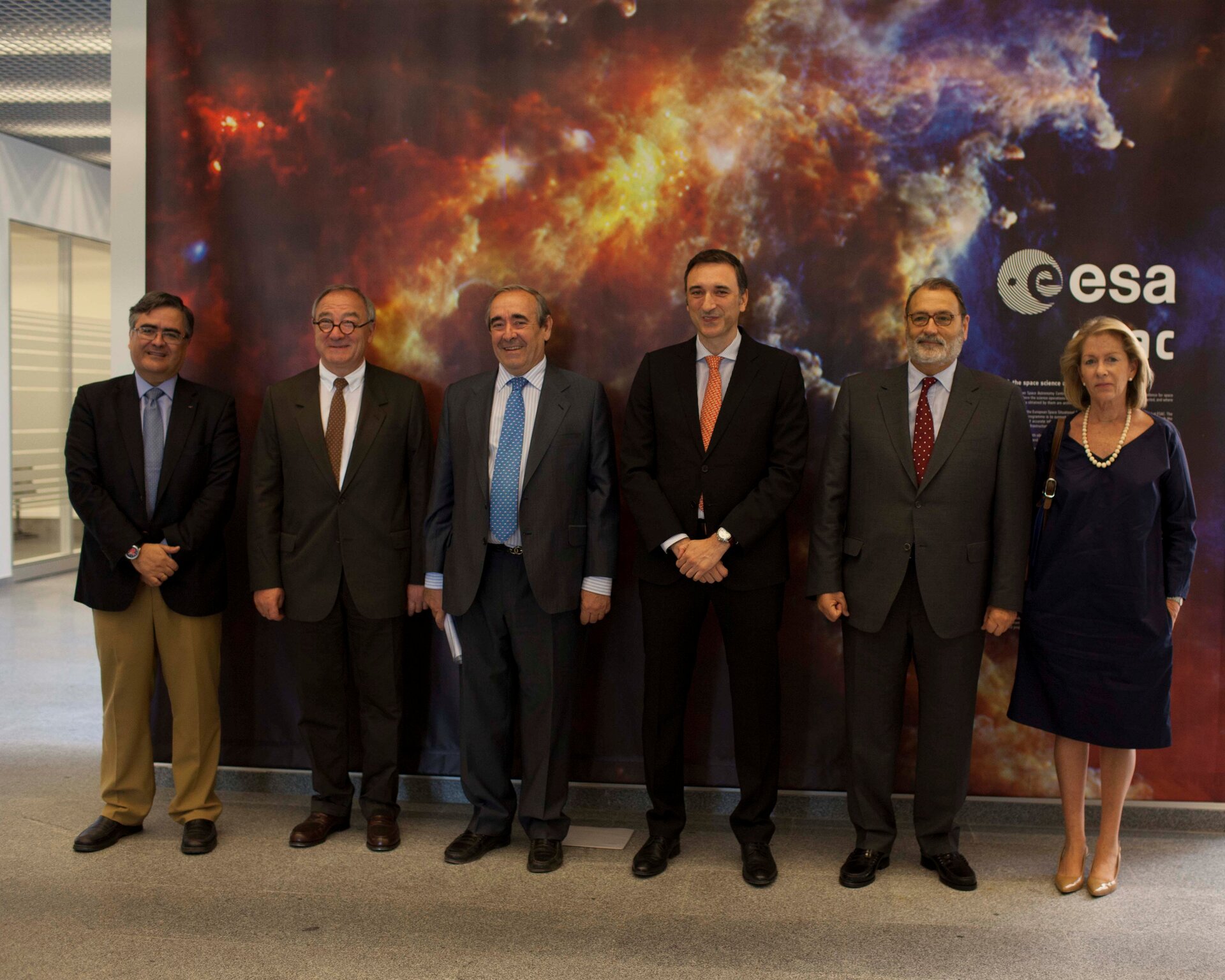 Autoridades españolas con representantes de la ESA