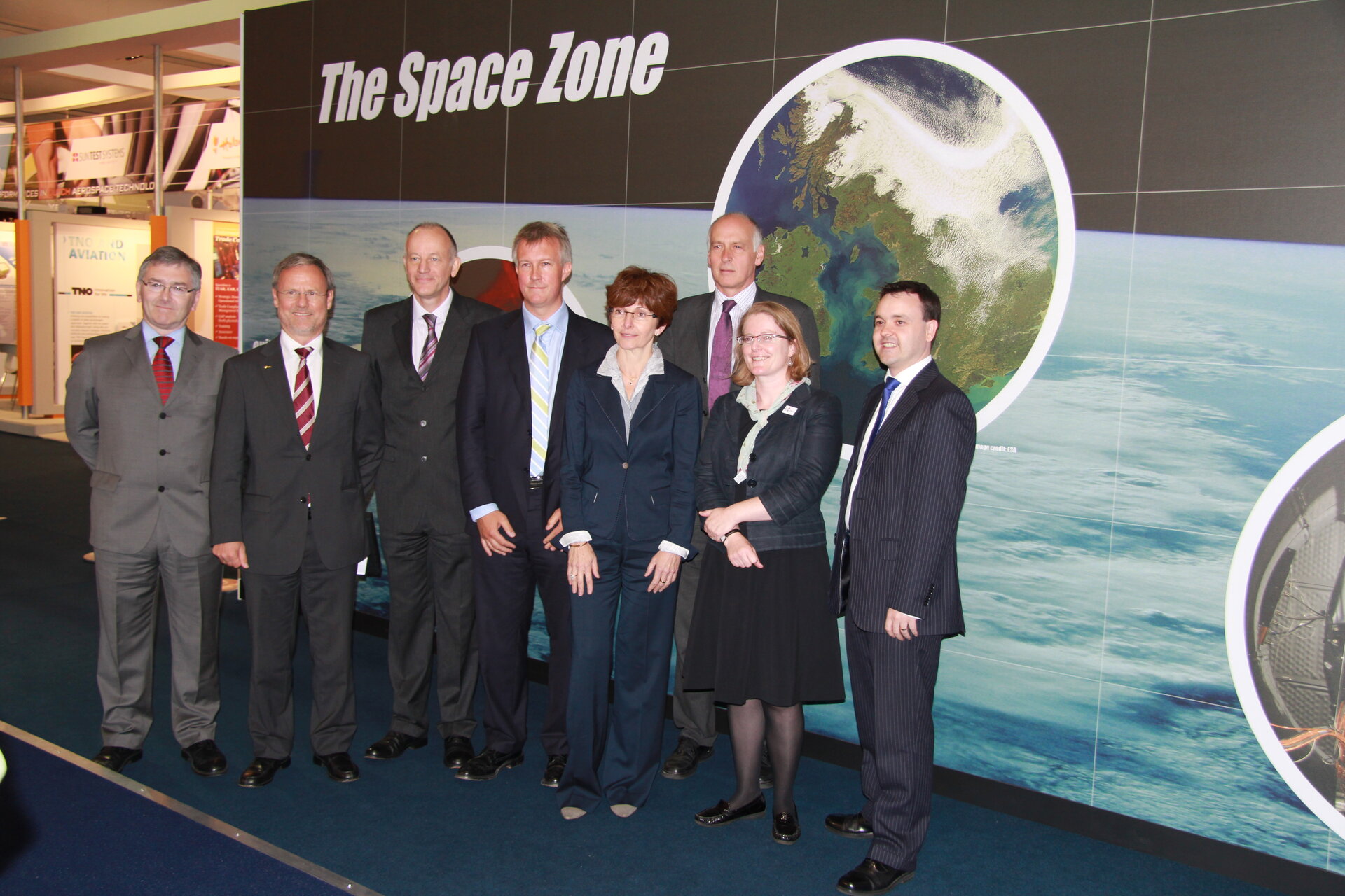 Speakers of "The Space Growth Agenda", Farnborough airshow, 12 July 2012