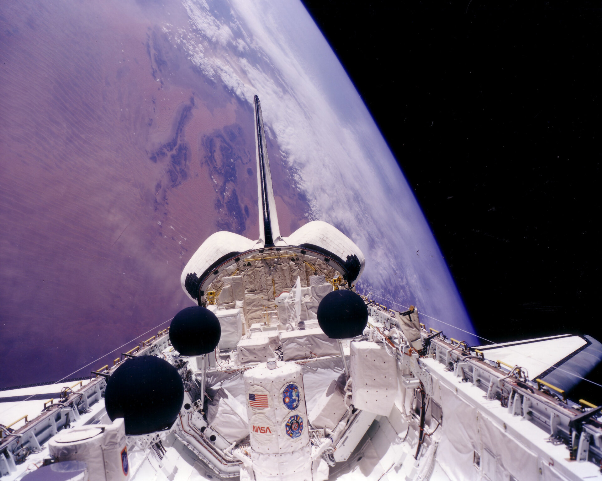 Een nieuwe blik op onze blauwe planeet met de missie ATLAS 1 in 1992
