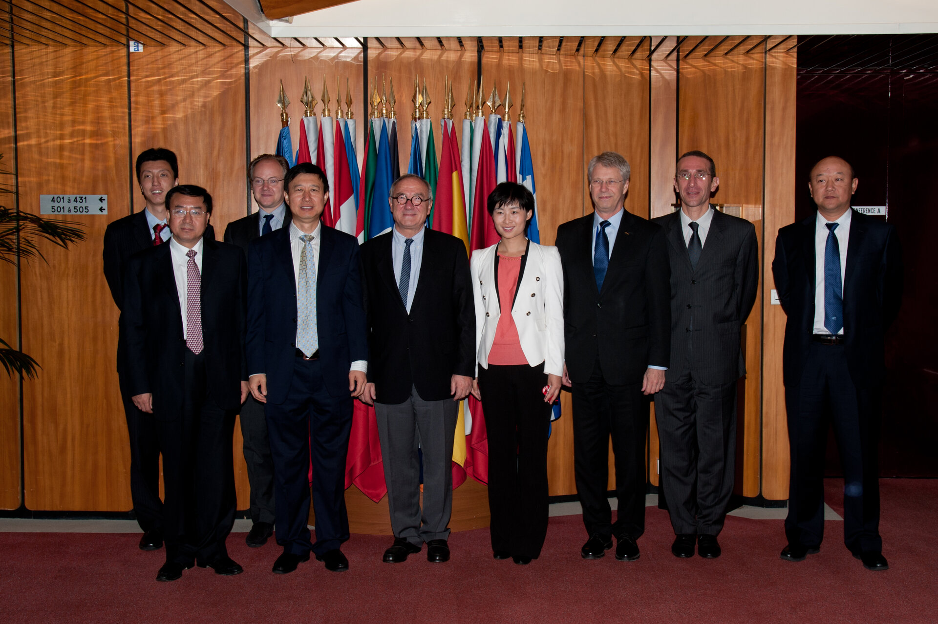 Chinese officials welcomed to ESA