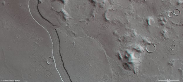 3D_view_of_Reull_Vallis_large.jpg