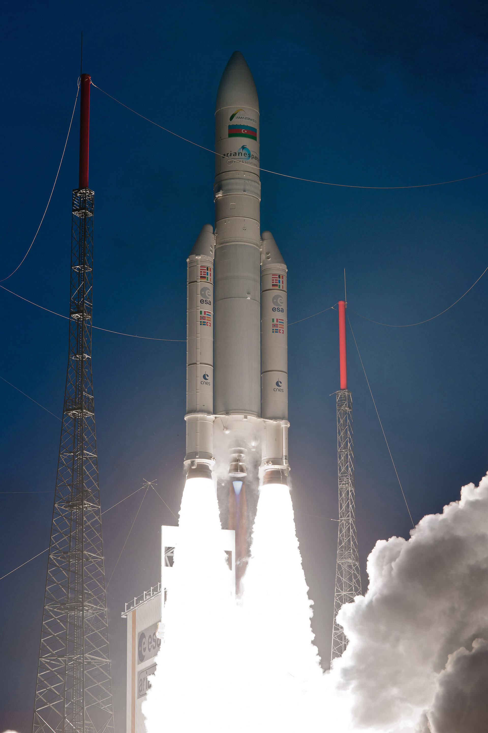 Lift off for Ariane 5 VA212