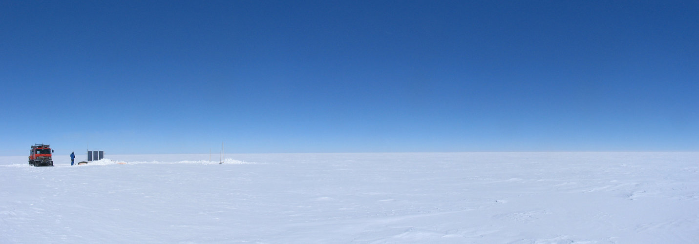 Solitary seismology at Concordia