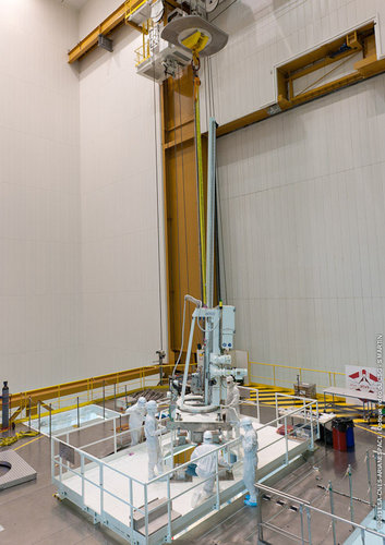 ATV-4 late-cargo loading at Kourou