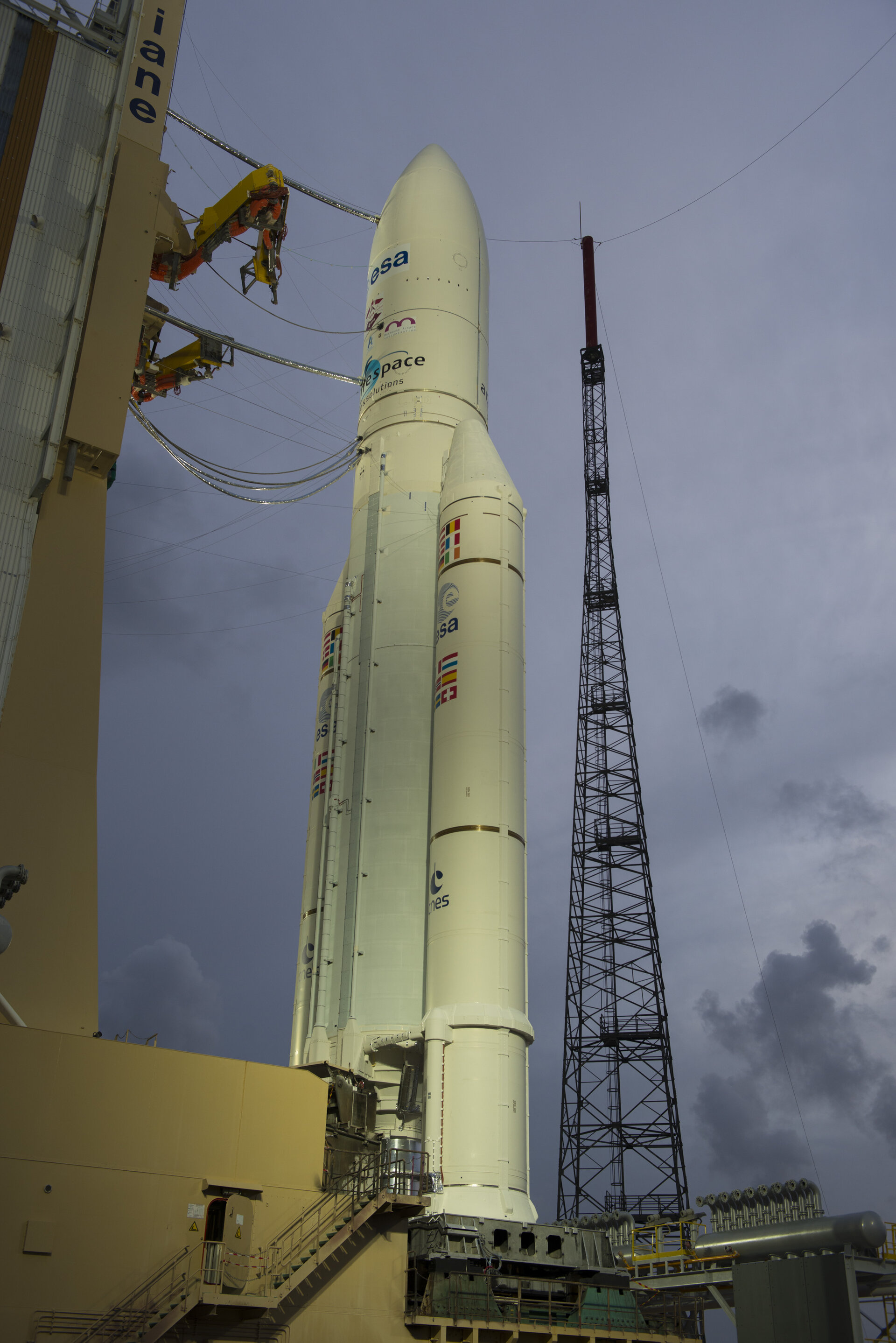 Ariane 5 flight VA213 and ATV Albert Einstein ready for launch