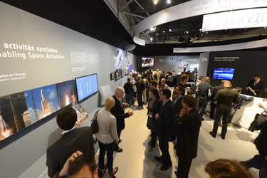 Roberto Lo Verde presents the ESA pavilion 