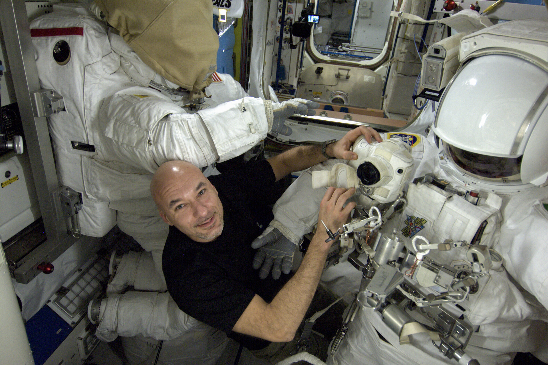 Human spaceflight and operations image of the week: embarking on the second EVA