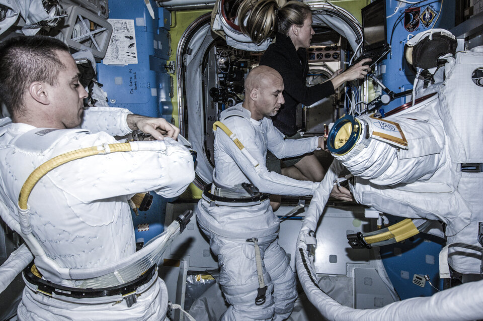 Christer Fuglesang durante un paseo espacial