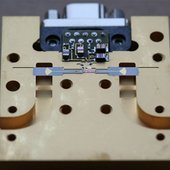 Low-noise amplifier module for space communication