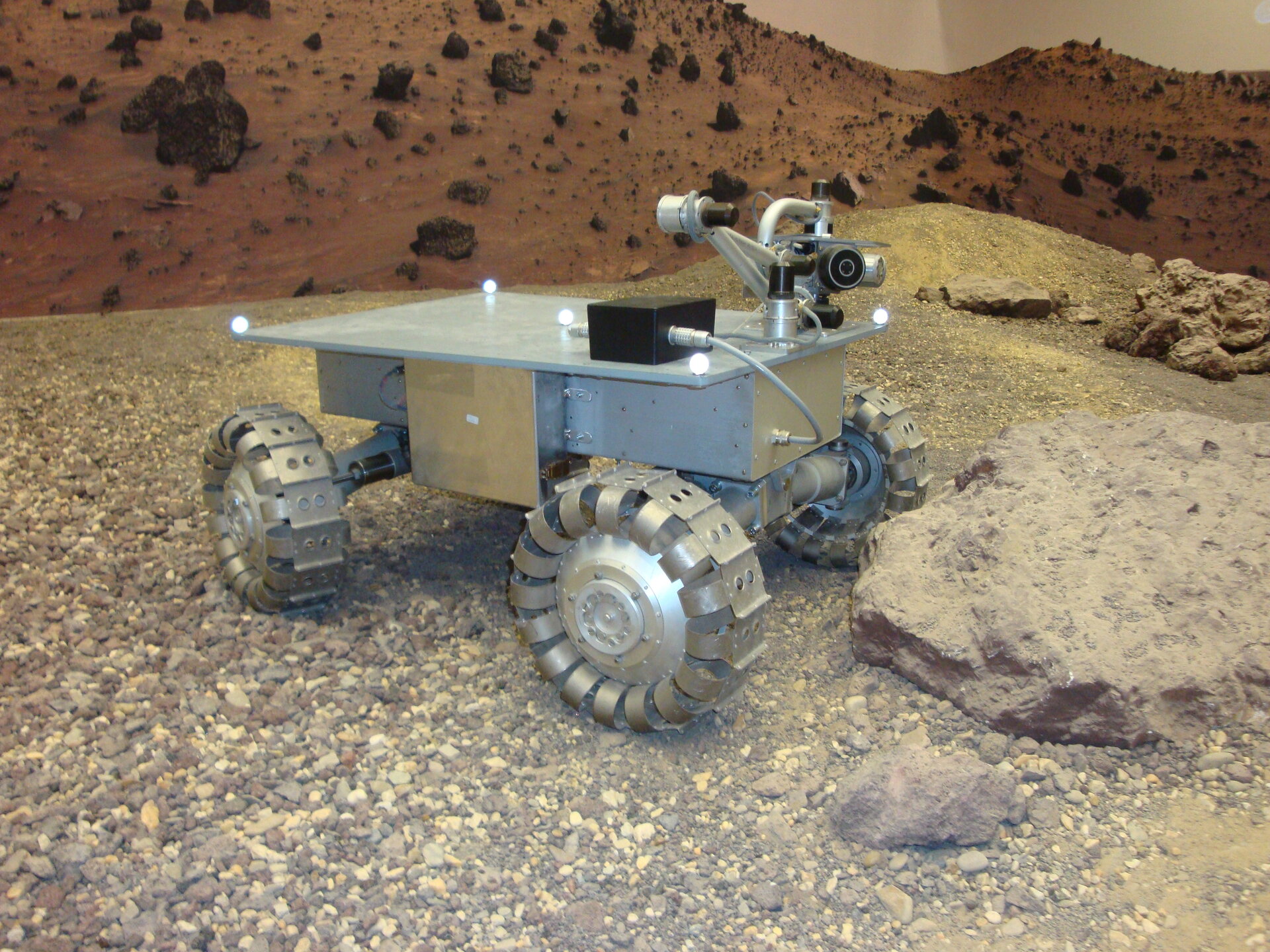 Prototype rover in Mars Yard