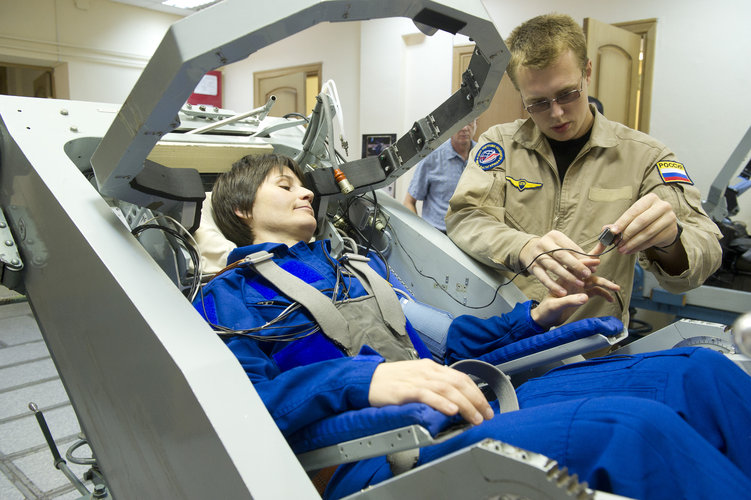 Samantha Cristoforetti ready for a centrifuge training session