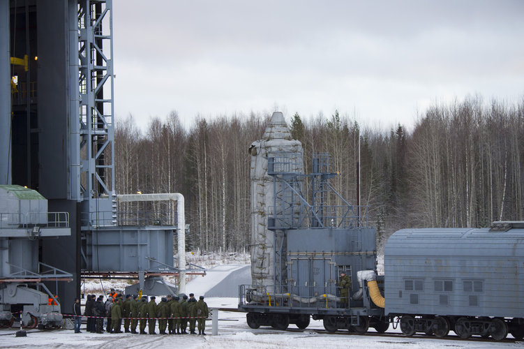 Swarm Upper Composite transferred to the launch pad 