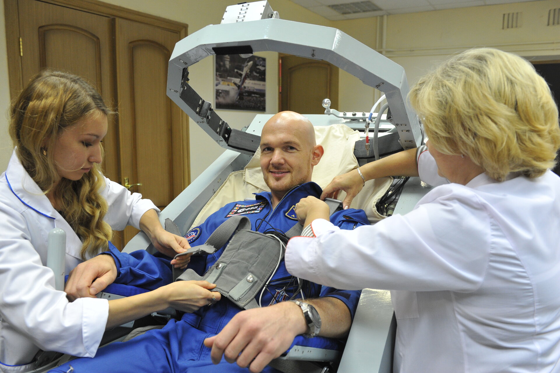 Alexander Gerst ready for a centrifuge training session