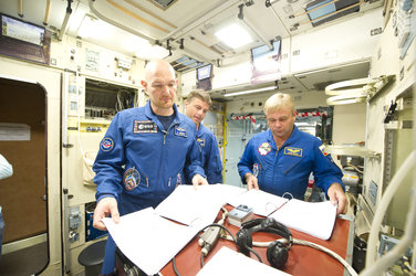 Expedition 40/41 prime crew during training