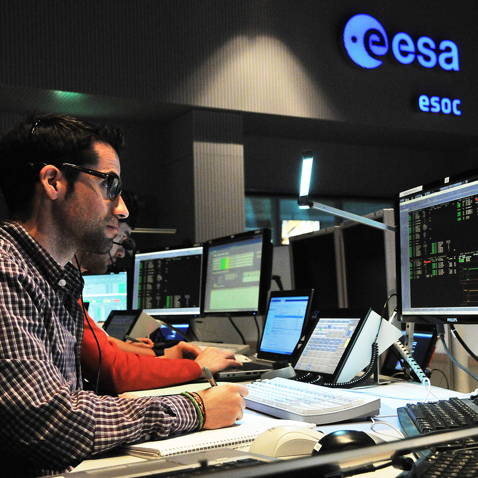 Sentinel-1 teams in training at ESOC