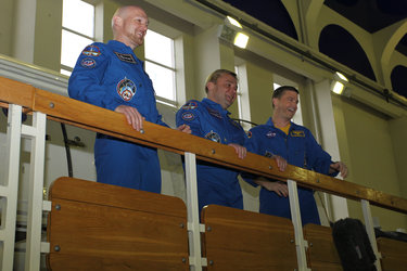 Final qualification exams for the Expedition 40/41 crew