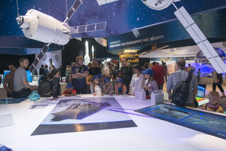 Public day at the ‘Space for Earth’ pavilion at ILA