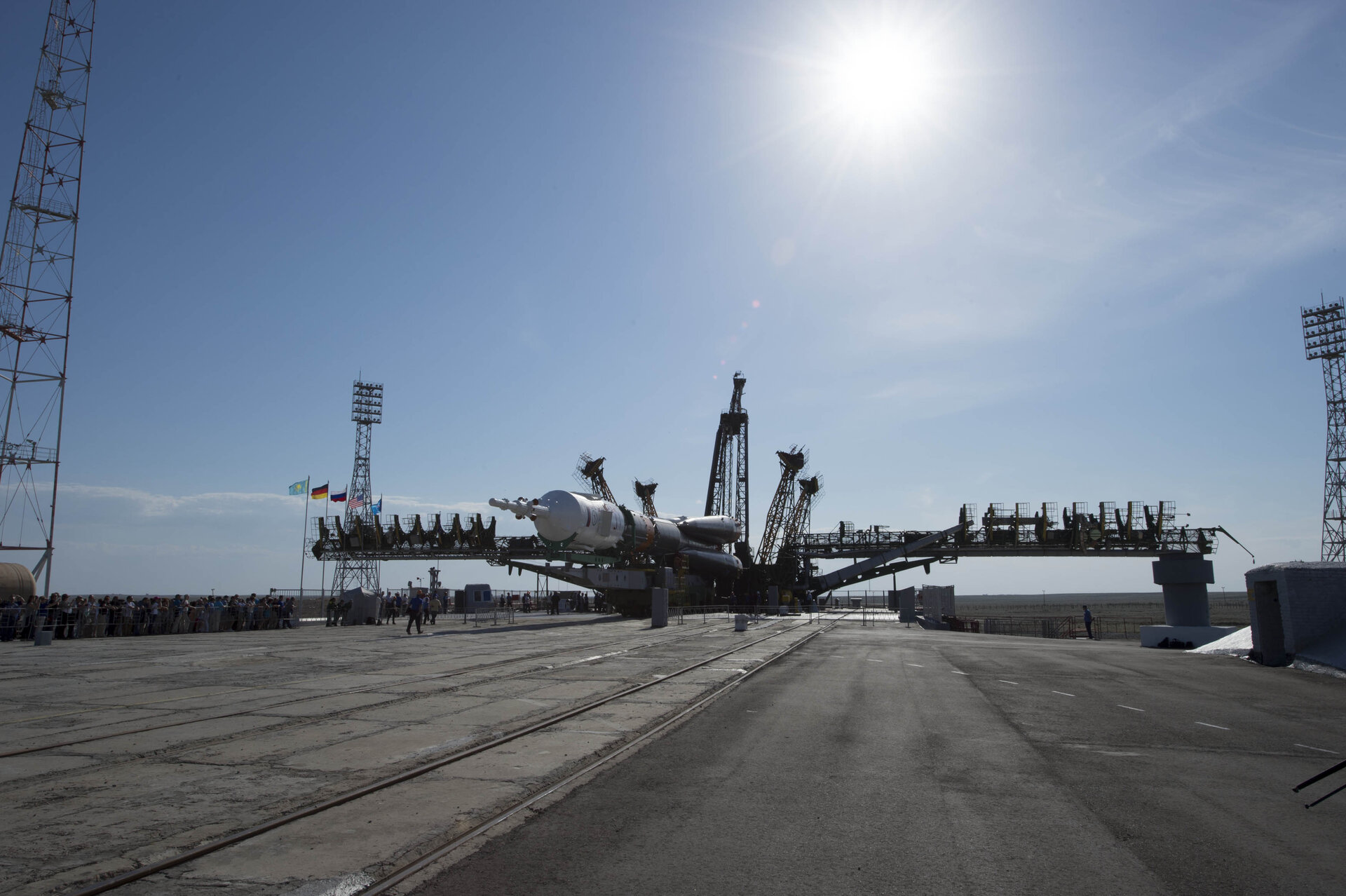 Soyuz TMA-13M spacecraft raised into vertical position