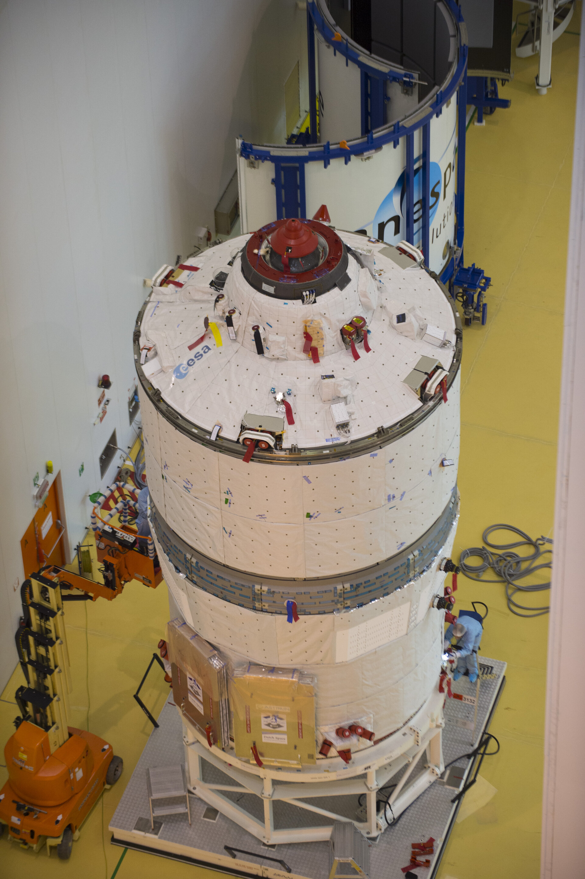 ATV-5 prepared for integration on the Ariane 5 launcher 