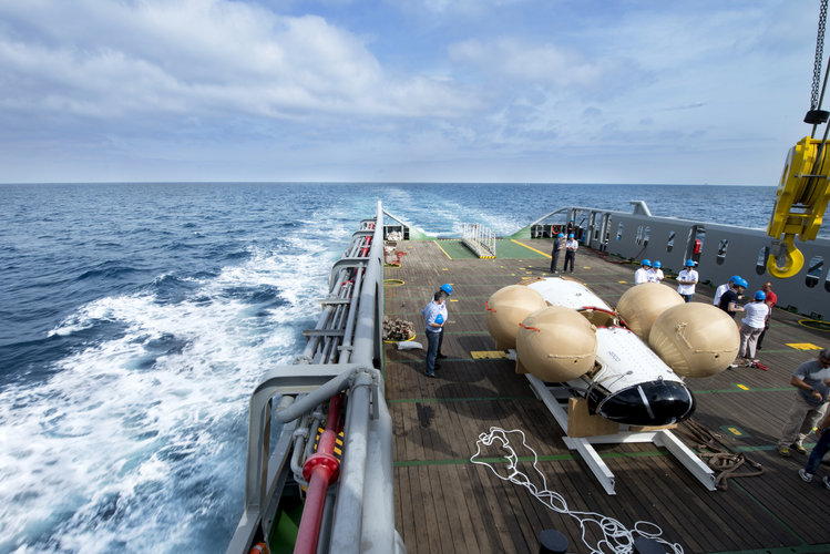 IXV awaits inspection on Nos Aries deck