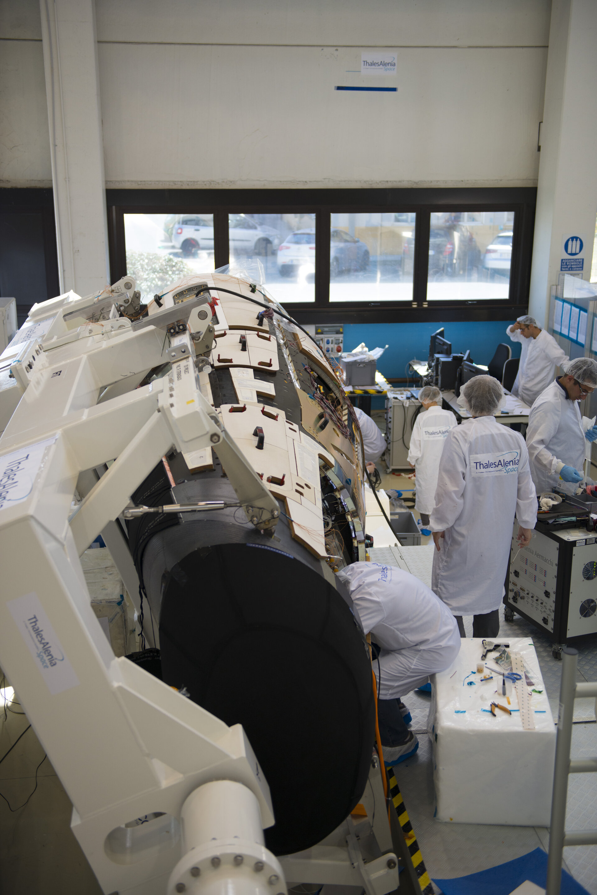 IXV during the last preparations at Thales Alenia Space 