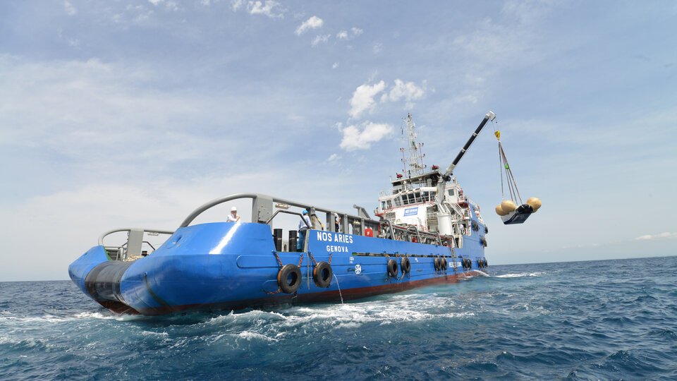 Prototype hoisted aboard