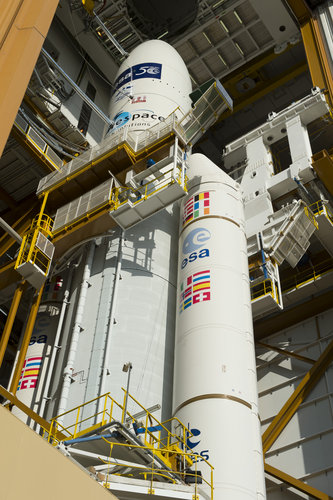 Ariane 5 in the BAF ready for transfer to the launch pad