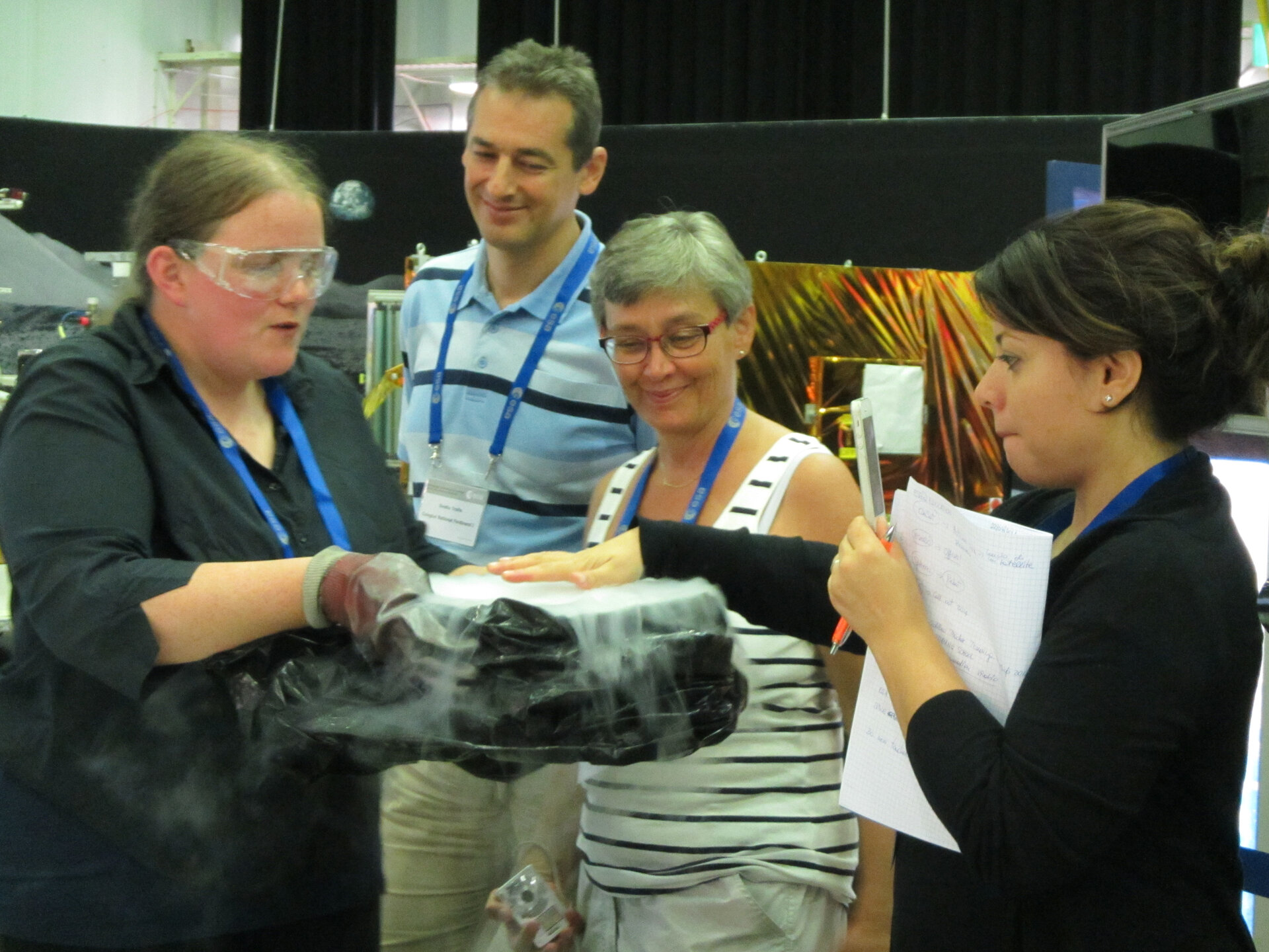 Teachers learn how to cook a comet 