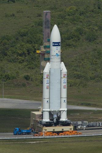 Transfer of Ariane 5 flight VA219 from the BAF to the launch pad
