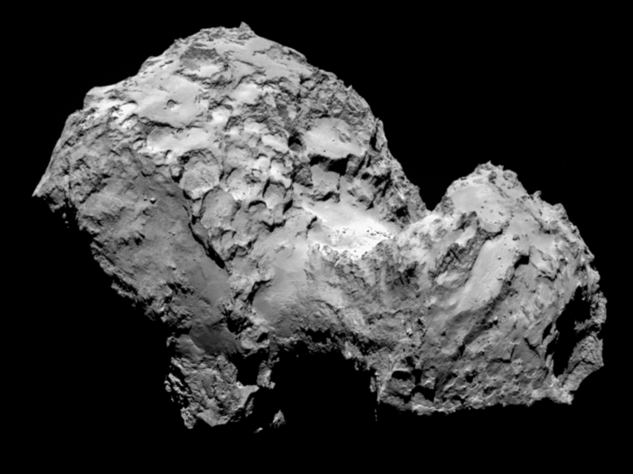 Comet 67P/Churyumov-Gerasimenko by Rosetta’s OSIRIS narrow-angle camera on 3 August from a distance of 285 km. The image resolution is 5.3 metres/pixel.