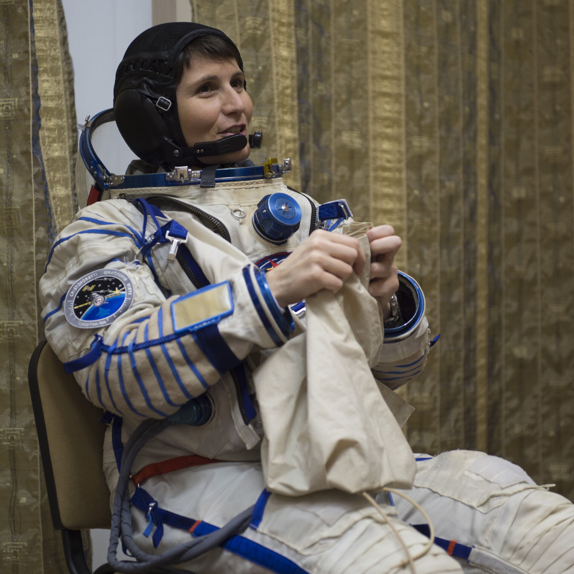 Samantha wearing her Sokol spacesuit 