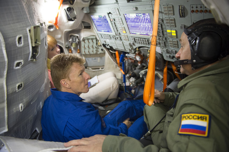 Tim during training in the Soyuz TMA simulator