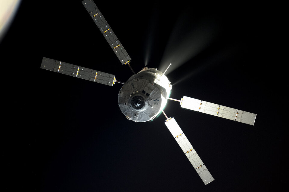 ATV-5 approaching Station