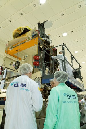 SmallGEO AG1 completes integration in OHB cleanroom