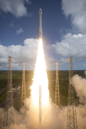 Vega VV04 IXV Liftoff