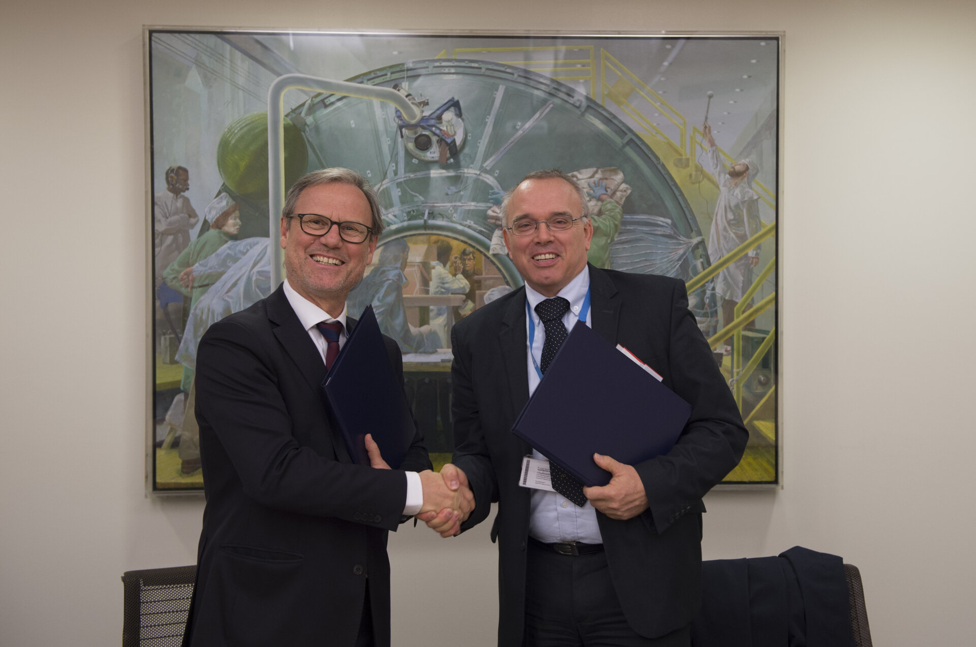 Signature of ESA/France Collaborative Ground Segment Cooperation