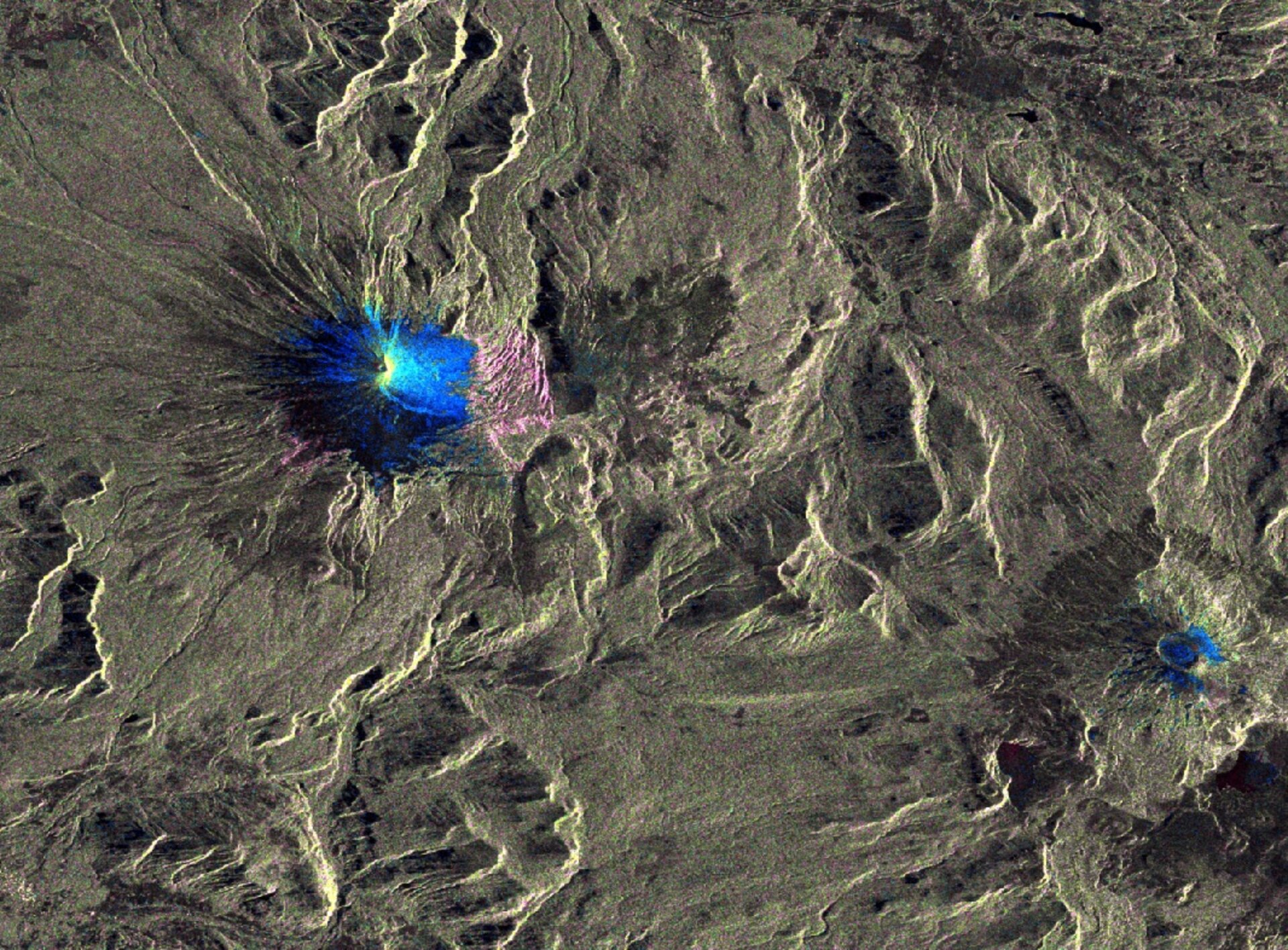 Surface changes of Villarrica from Sentinel-1A