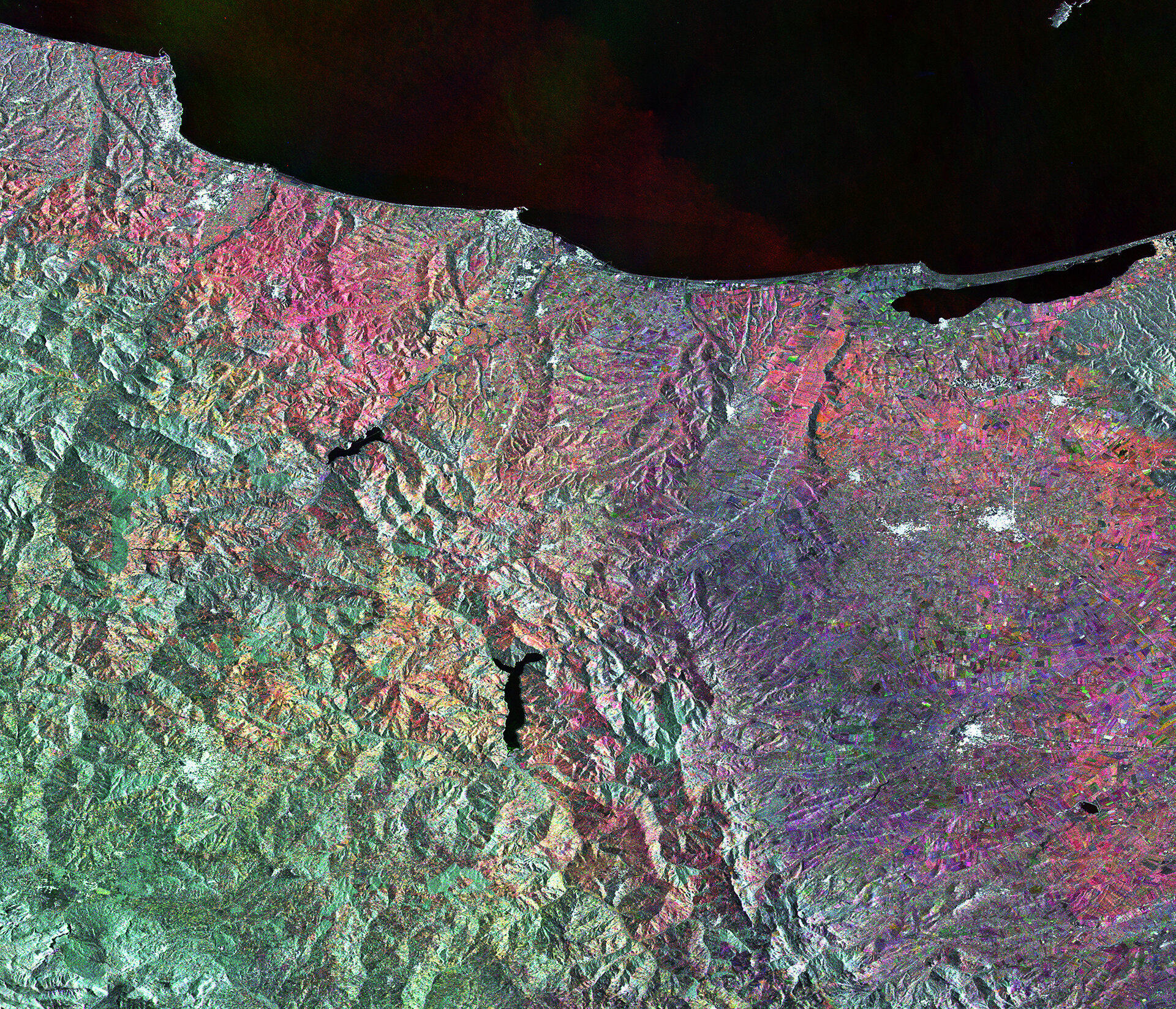 L'Italia centro-sud in un'immagine da satellite Sentinel-1A
