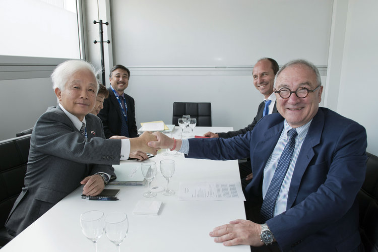 Jean-Jacques Dordain and Naoki Okumura